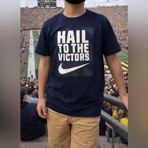 Kids XL Michigan Wolverines Nike Dry Fit Tee